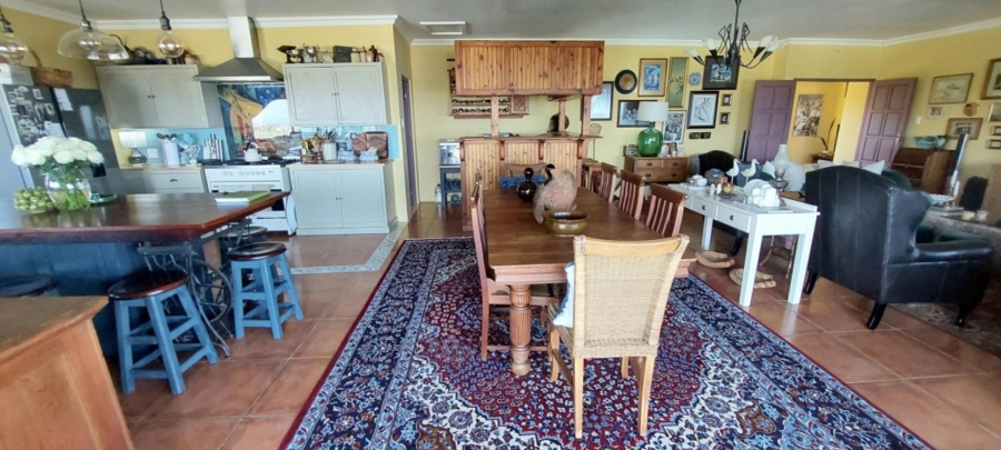 6 Bedroom Property for Sale in Cintsa East Eastern Cape